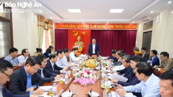 Phó Bí thư Tỉnh ủy Hoàng Nghĩa Hiếu làm việc với Ban Thường vụ Huyện ủy Nghi Lộc