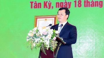 Xây dựng huyện Tân Kỳ sớm trở thành huyện phát triển toàn diện của khu vực miền Tây Nghệ An *