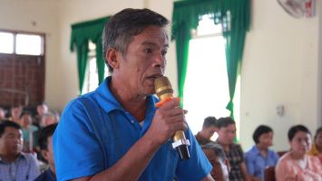 Cử tri xã Nghi Yên (Nghi Lộc) phản ánh bất cập về lĩnh vực đất đai, môi trường