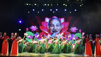 21 đoàn nghệ thuật quần chúng tham gia Liên hoan Tiếng hát Làng Sen năm 2023