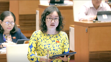 Đại biểu Thái Thị An Chung : Đề nghị đưa vào Chương trình Luật sửa đổi, bổ sung một số điều của Luật Phòng, chống tác hại thuốc lá năm 2012