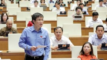 Bổ sung thêm chuyên đề giám sát việc thực hiện quy định pháp luật về xây dựng các hệ thống thông tin, cơ sở dữ liệu