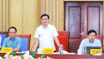 Đoàn giám sát HĐND tỉnh Nghệ An về công tác bảo vệ môi trường làm việc với UBND tỉnh