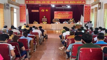 Cử tri xã Lạng Khê và Châu Khê huyện Con Cuông kiến nghị nhiều nội dung liên quan đến việc đầu tư xây dựng cơ sở hạ tầng