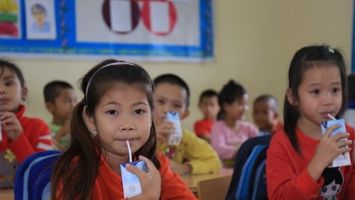 Sở Giáo dục và Đào tạo trả lời cử tri Lang Thị Thân, bản Phục, xã Đôn Phục, Con Cuông về hỗ trợ sữa học đường cho học sinh vùng đặc biệt khó khăn