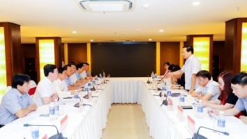 Uỷ ban Tài chính - Ngân sách của Quốc hội làm việc với tỉnh Nghệ An