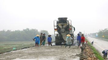 Sở Nông nghiệp và Phát triển nông thôn trả lời cử tri xã Long Xá, huyện Hưng Nguyên về nâng cấp đường và nạo vét mương dân sinh đê Tả Lam