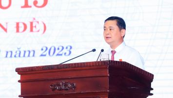 Toàn tỉnh tiếp tục nỗ lực khai thác, tận dụng các nguồn lực, thời cơ mới, đưa tỉnh nhà phát triển nhanh, bền vững, mang đậm bản sắc văn hóa xứ Nghệ (*)