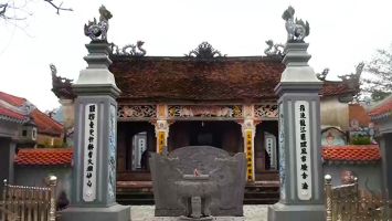 Sở Văn hóa và Thể thao trả lời cử tri Lê Trung Hiếu, phường Nghi Tân, thị xã Cửa Lò về hỗ trợ cho người trong coi di tích lịch sử cấp Quốc gia đền Vạn Lộc