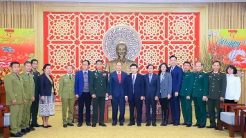 Lãnh đạo tỉnh Xiêng Khoảng, Lào thăm, chúc Tết Nguyên đán Giáp Thìn tỉnh Nghệ An