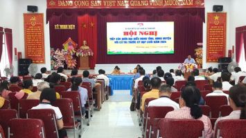 Phó Chủ tịch HĐND tỉnh Nguyễn Như Khôi tiếp xúc cử tri tại huyện Quỳ Hợp