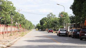 UBND Thành phố Vinh trả lời cử tri Hồ Nghĩa Hiếu, trú tại xóm Xuân Thịnh, xã Nghi Đức, thành phố Vinh về cấp giấy chứng nhận quyền sử dụng đất cho 49 hộ dân xóm Xuân Thịnh