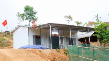 Ủy ban MTTQ tỉnh Nghệ	An trả lời cử tri xã Quỳnh Thắng, huyện Quỳnh Lưu về Chương trình hỗ trợ xây dựng, sửa chữa nhà cho người nghèo, người có khó khăn về nhà ở trên địa bàn tỉnh