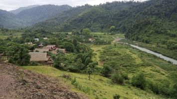 Cử tri huyện Con Cuông kiến nghị có cơ chế, chính sách hỗ trợ về đất sản xuất cho tộc người Đan Lai