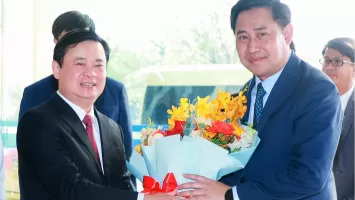 Bí thư Tỉnh ủy Nghệ An tiếp Bộ trưởng, Chánh Văn phòng Thủ tướng Chính phủ Lào