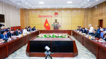 Lãnh đạo tỉnh Nghệ An làm việc với Tổ tư vấn kinh tế - xã hội tỉnh về các nội dung, nhiệm vụ quan trọng