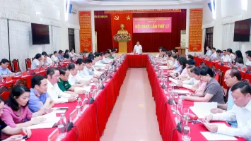 Hội nghị lần thứ 17 Ban Chấp hành Đảng bộ tỉnh Nghệ An khóa XIX