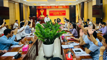 HĐND huyện Diễn Châu: Thông qua nghị quyết sáp nhập 10 đơn vị hành chính cấp xã thành 5 đơn vị hành chính mới