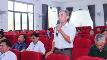 Cử tri huyện Yên Thành phản ánh thủ tục cấp đổi giấy chứng nhận quyền sử dụng đất rườm rà, gây khó khăn cho người dân