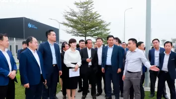 Bộ trưởng, Chủ nhiệm Văn phòng Phủ Thủ tướng Lào tìm hiểu kinh nghiệm thu hút đầu tư của Nghệ An