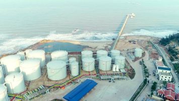 UBND tỉnh trả lời ý kiến cử tri thị xã Cửa Lò về vấn đề an toàn tàu thuyền đi qua cầu cảng kho xăng dầu Nghi Thiết