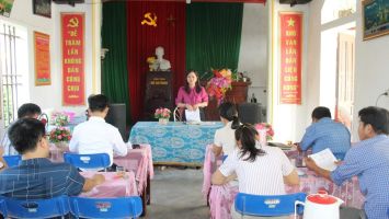 HĐND xã Quỳnh Lưu giám sát tình hình sử dụng nước sạch tại thôn 1 Quỳnh Bá