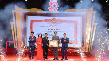 Phó Chủ tịch HĐND tỉnh Nguyễn Như Khôi dự lễ kỷ niệm 50 năm thành lập trường THPT Quỳnh Lưu 3