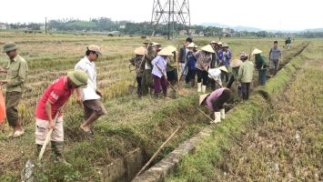 Xem xét sửa chữa và chuyển giao quản lý hồ đập thuộc Nông trường Cờ Đỏ