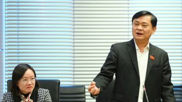 Đại biểu Quốc hội đoàn Nghệ An thảo luận các dự án luật tổ chức Chính phủ, chính quyền địa phương sửa đổi