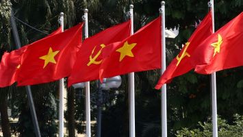 "Nắng mưa có Đảng, cơ hàn có nhau"