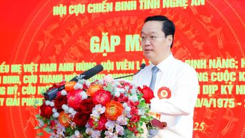 Mãi mãi tri ân các thế hệ anh hùng, tiếp nối truyền thống cách mạng, dựng xây quê hương giàu mạnh *