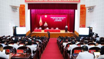 Chủ động, quyết liệt trong chỉ đạo sắp xếp đơn vị hành chính cấp xã và thực hiện chính quyền hai cấp, thúc đẩy mục tiêu tăng trưởng kinh tế năm 2025 *