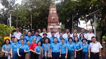 Trường Sa ơi, không xa…