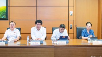 Quốc hội thảo luận cơ chế xử lý khó khăn, vướng mắc do quy định của pháp luật