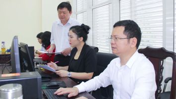 Phát huy hiệu quả của đường dây điện thoại trực tuyến tại kỳ họp HĐND tỉnh