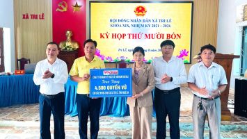 Trưởng Ban Dân tộc HĐND tỉnh dự kỳ họp thường lệ giữa năm của HĐND xã Tri Lễ