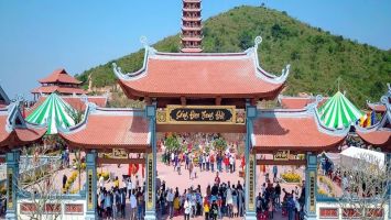 Nghệ An: ban hành chính sách hỗ trợ cán bộ, công chức làm công tác quản lý nhà nước về tín ngưỡng, tôn giáo