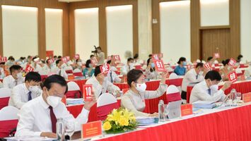 Nghệ An: Hội đồng nhân dân tỉnh tiến tới 'kỳ họp không giấy'