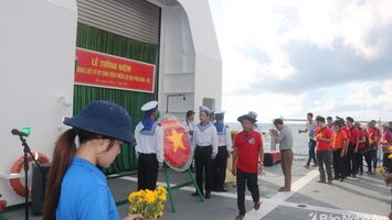 Hưởng ứng Cuộc thi 'Tìm hiểu về biển, đảo Việt Nam và 60 năm ngày mở đường Hồ Chí Minh trên biển'