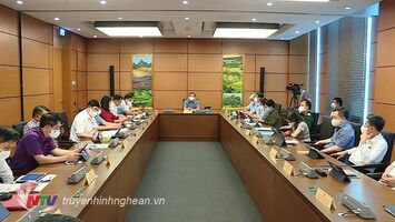 Đại biểu Quốc hội tỉnh Nghệ An thống nhất với quan điểm của Chính phủ thực hiện "mục tiêu kép"