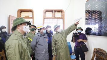 Nghệ An khẩn trương triển khai ứng phó bão số 8 một cách đồng bộ, toàn diện, nhanh chóng