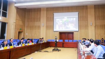 Lãnh đạo tỉnh Nghệ An làm việc với Tổ tư vấn kinh tế - xã hội tỉnh