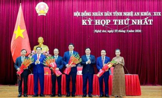 Nghệ An bầu các chức danh lãnh đạo chủ chốt HĐND và UBND tỉnh nhiệm kỳ mới