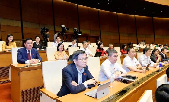 Kỳ họp thứ Nhất, Quốc hội khóa XVI: Nền tảng quan trọng cho nhiệm kỳ mới; Đoàn ĐBQH tỉnh Nghệ An tham gia tích cực, trách nhiệm