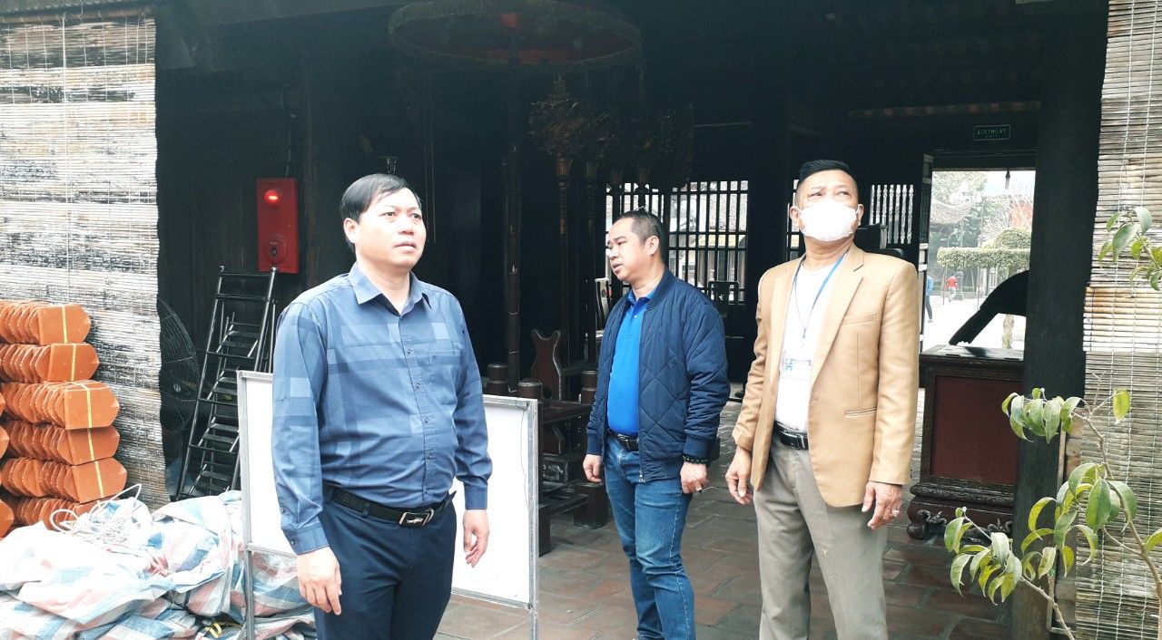 oan-khao-sat-thuc-te-tai-di-tich-en-quang-trung.jpg