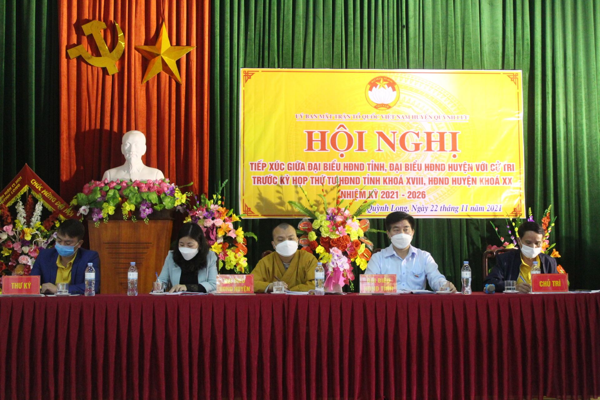 tiep-xuc-cu-tri-tai-quynh-luu-11-2021.jpg