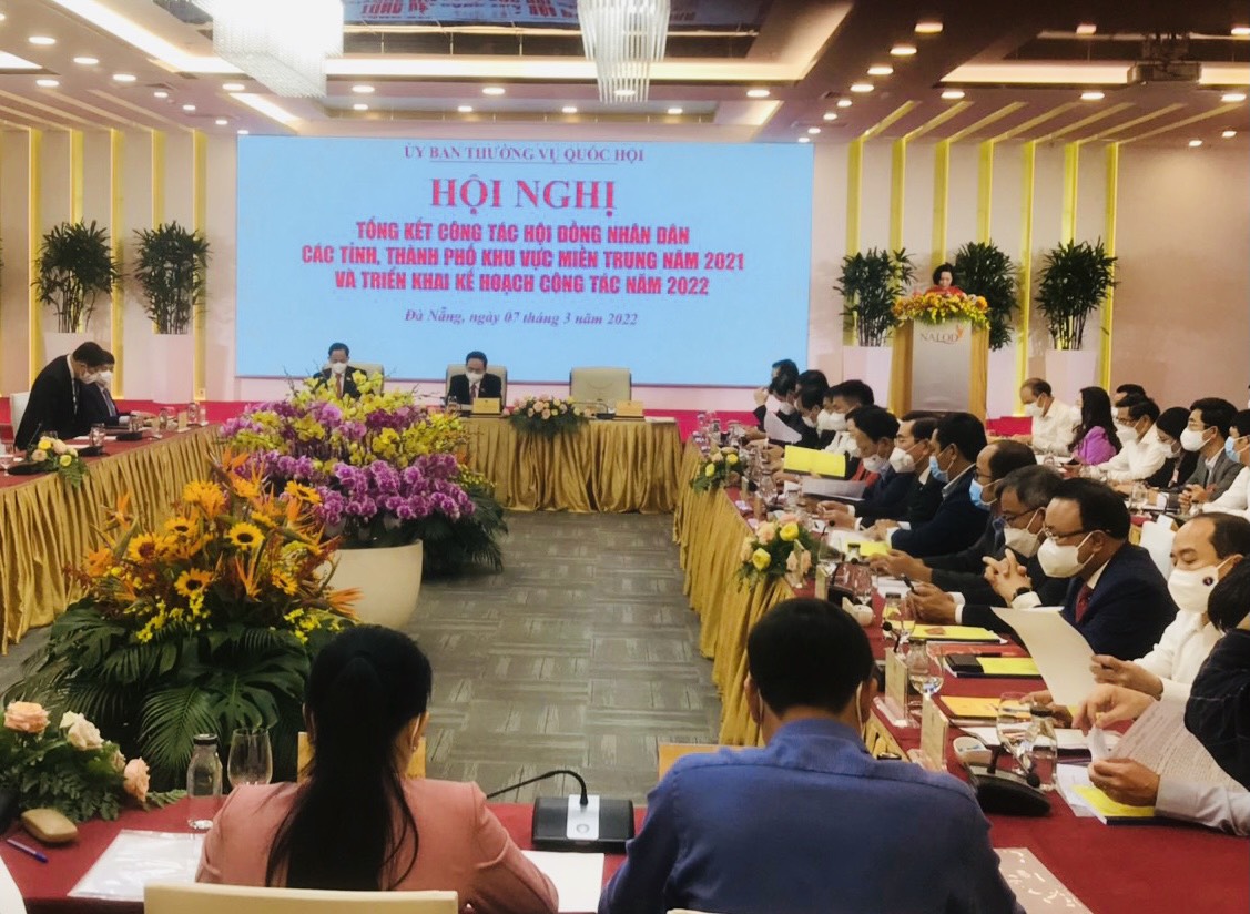 toan-canh-hoi-nghi-tai-da-nang.jpg