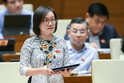 Đại biểu Thái Thị An Chung - Đoàn ĐBQH tỉnh Nghệ An: Chỉ rõ giải pháp tăng phụ cấp cho cán bộ không chuyên trách ở xã, thôn?