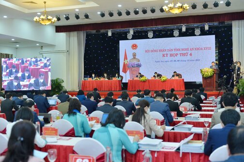 Phóng sự về việc thực hiện chính sách hỗ trợ người lao động, người sử dụng lao động gặp khó khăn do dịch Covid-19